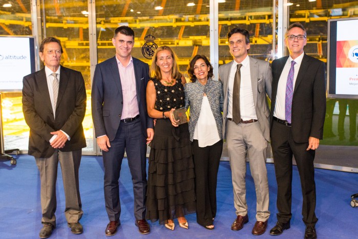 premios-crc-oro-2016-altitude-cem