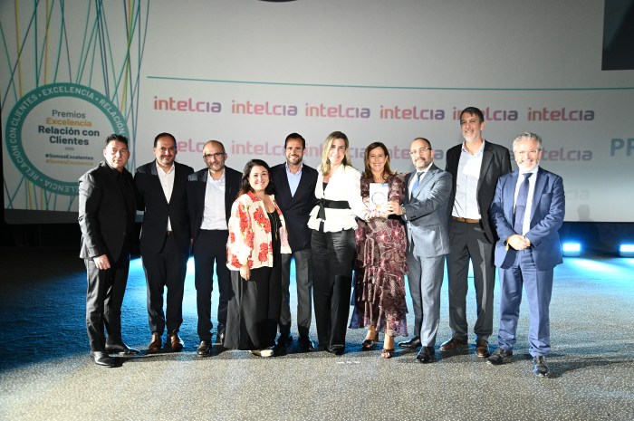 Intelcia recibe tres reconocimientos en los Premios Excelencia en la Relación con Clientes y consolida su transformación hacia un modelo de operaciones&nbsp;inteligentes